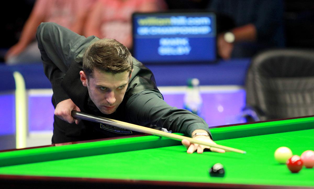 他以精准无 他以精准无