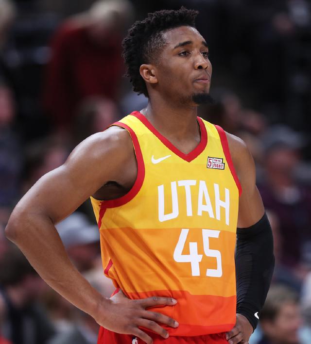 但在中段逐 但在中段逐