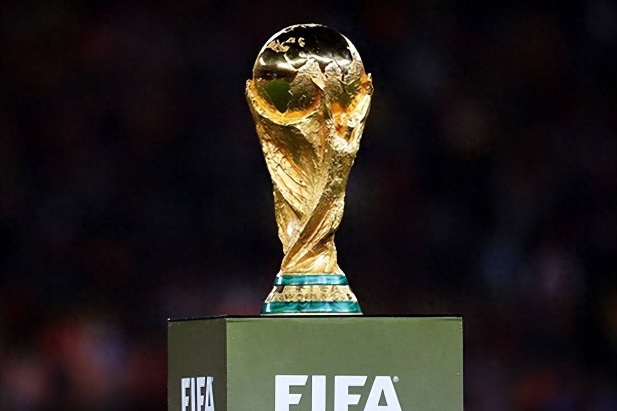 以天山为坐 以天山为坐